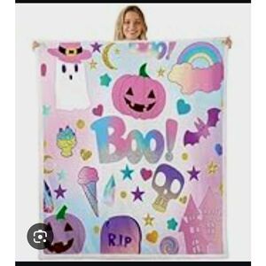 NIP HALLOWEEN SHOWER CURTAIN